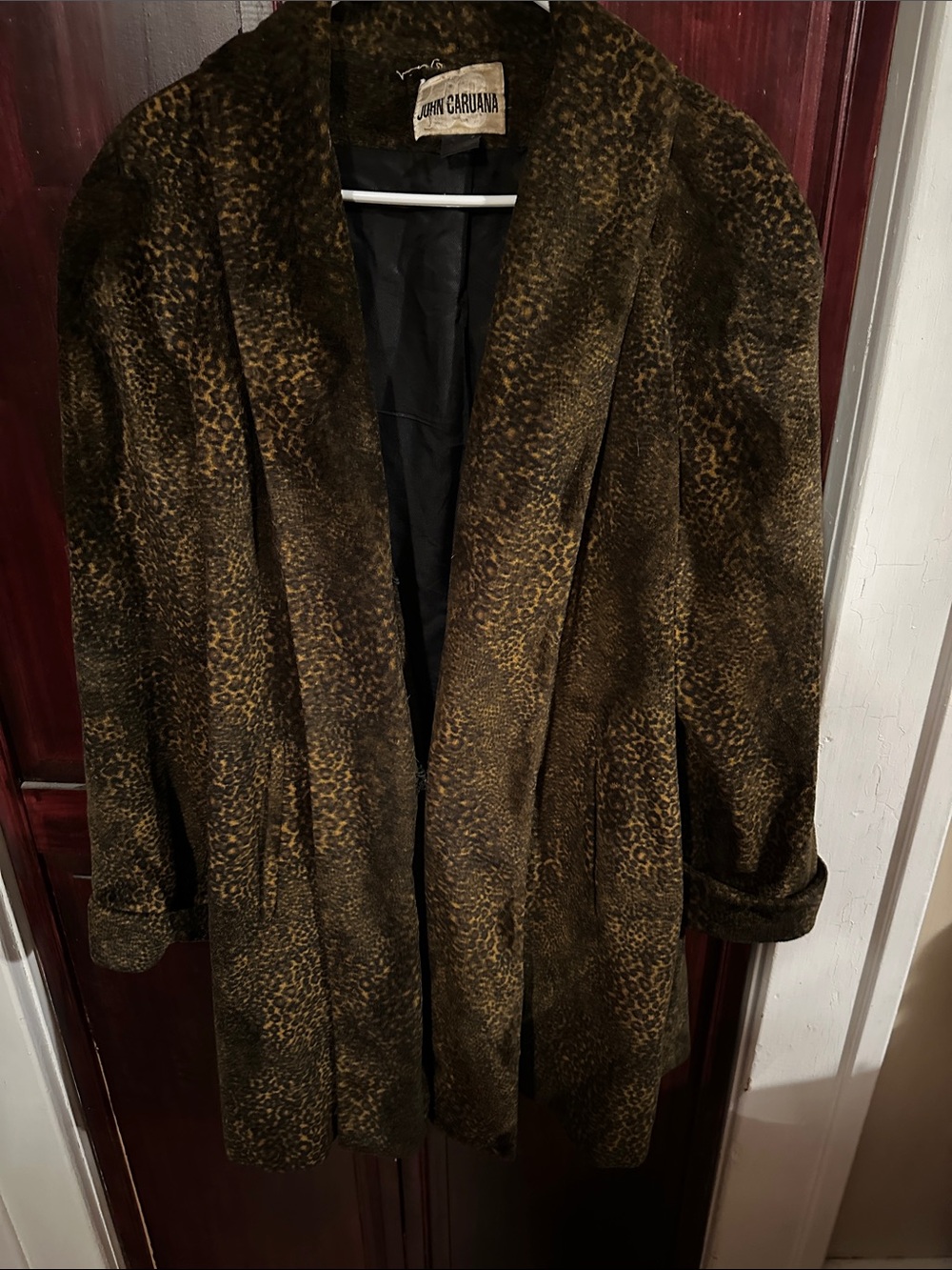 John Caruana Vintage Womens Midlength Wool Coat w/faux fur leopard print look.L